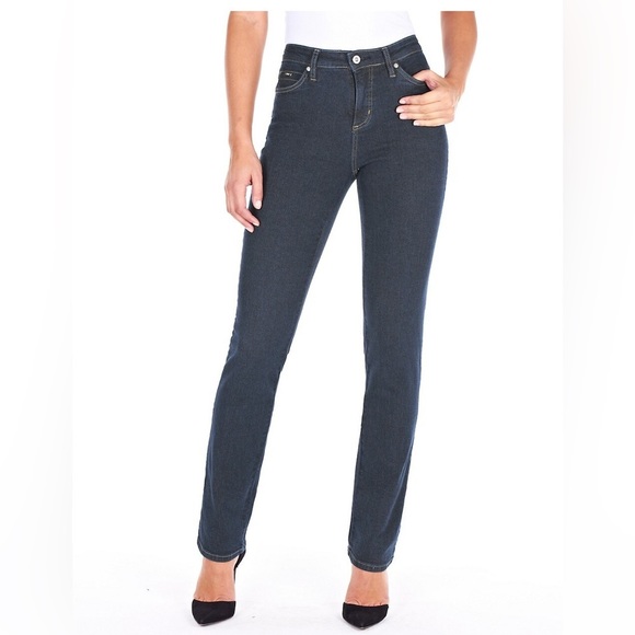 FDJ Denim - 🔥(18) New: FDJ “Olivia” Straight Leg Jeans